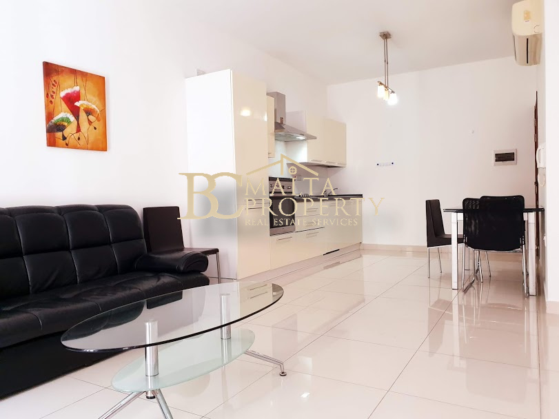 Sliema Behind Preluna 2 Double Bedroom / 2 Bathroom Fully Air Conditioned Apartment